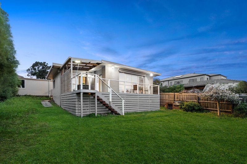 Photo - 76 Rathmullen Quadrant, Doncaster VIC 3108 - Image 17