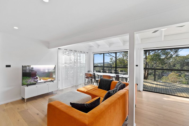 Photo - 76 Riviera Avenue, Terrigal NSW 2260 - Image 3