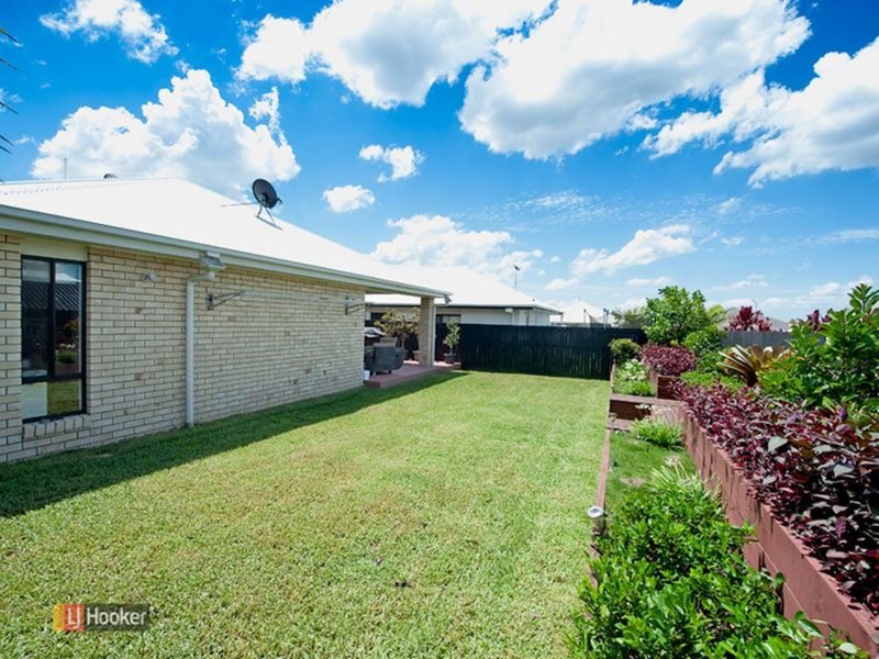 Photo - 76 Sears Parade, North Lakes QLD 4509 - Image 17