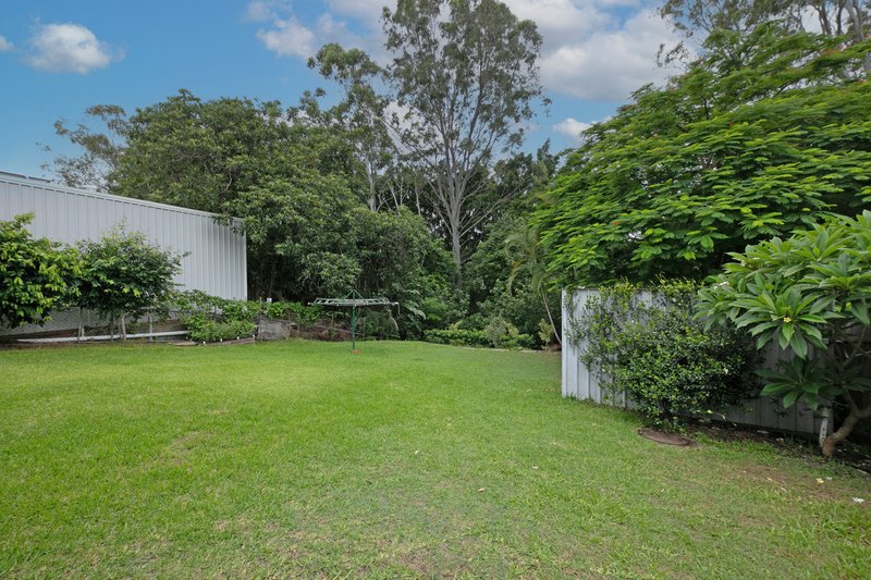 Photo - 76 Sunshine Avenue, Tarragindi QLD 4121 - Image 10