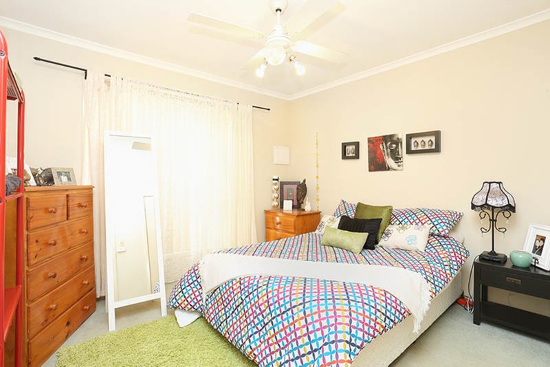 Photo - 76 Thomas Street, South Morang VIC 3752 - Image 6