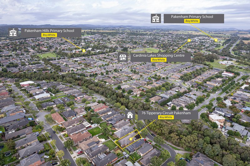 Photo - 76 Tipperary Circuit, Pakenham VIC 3810 - Image 21