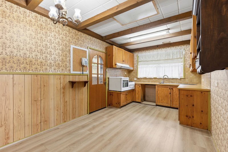 Photo - 76 Vermont Avenue, Corio VIC 3214 - Image 3