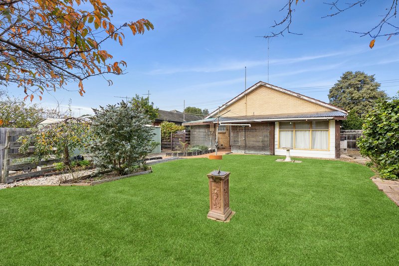 Photo - 76 Vermont Avenue, Corio VIC 3214 - Image 6