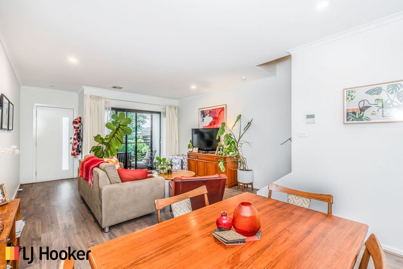 Photo - 76 Wanderlight Avenue, Lawson ACT 2617 - Image 5