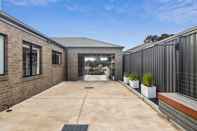 Photo - 76 Warren Street, Kyneton VIC 3444 - Image 21