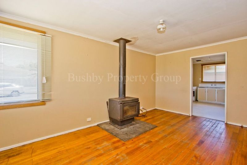 Photo - 76 Warring Street, Ravenswood TAS 7250 - Image 2