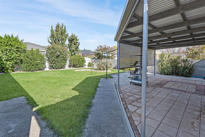 Photo - 76 Wavell Street, Horsham VIC 3400 - Image 13