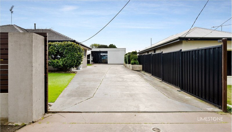 Photo - 76 Wehl Street South, Mount Gambier SA 5290 - Image 15