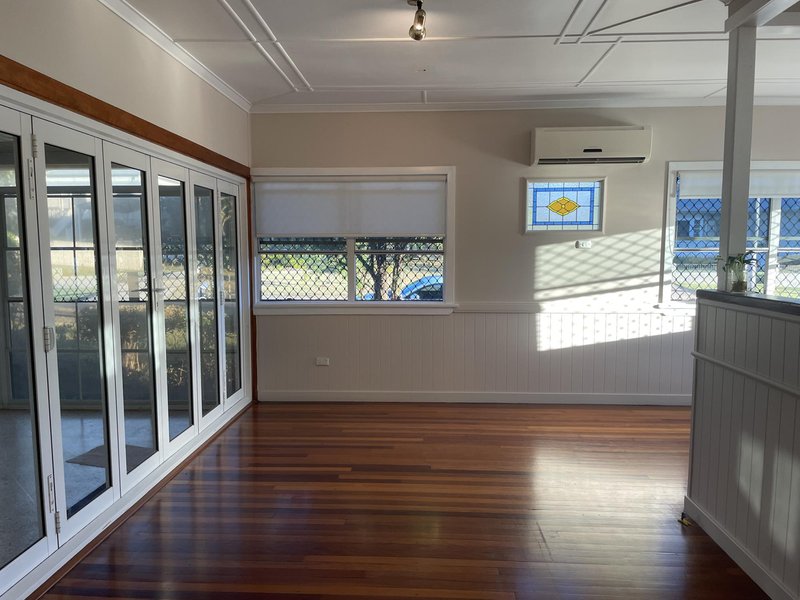 Photo - 76 Wentworth Terrace, The Range QLD 4700 - Image 2