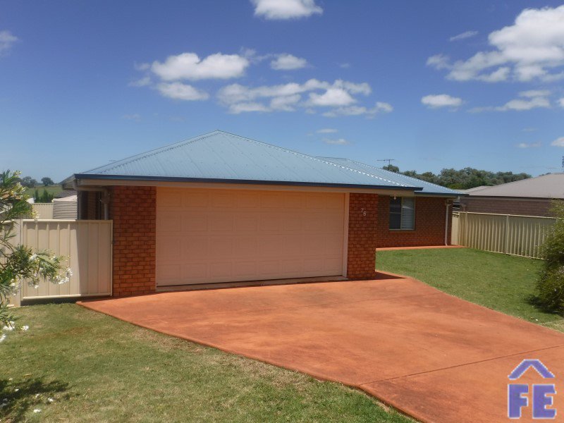 76 Windsor Circle, Kingaroy QLD 4610