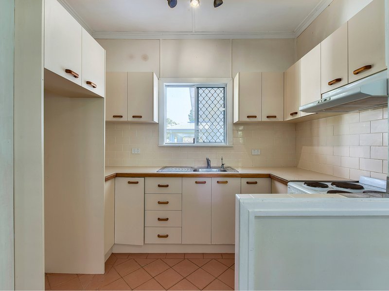 Photo - 760 South Pine Road, Everton Park QLD 4053 - Image 4