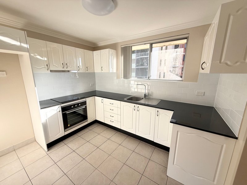 Photo - 7/61 Lachlan Street, Liverpool NSW 2170 - Image 3