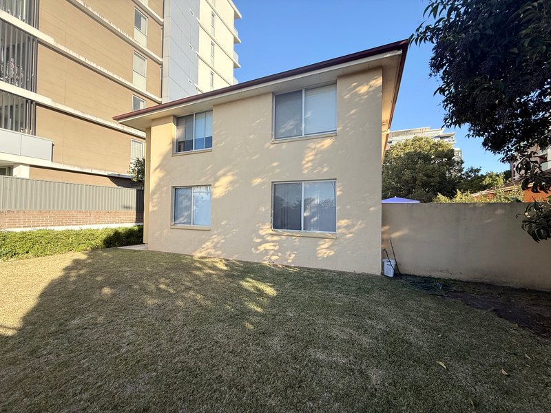 Photo - 7/61 Lachlan Street, Liverpool NSW 2170 - Image 10