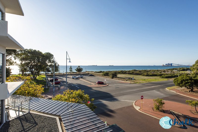 Photo - 7/61 Rockingham Beach Road, Rockingham WA 6168 - Image 6