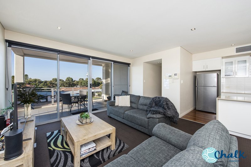 Photo - 7/61 Rockingham Beach Road, Rockingham WA 6168 - Image 12