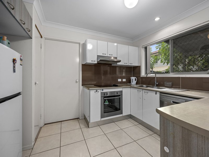 Photo - 76/116 Albert Street, Goodna QLD 4300 - Image 3