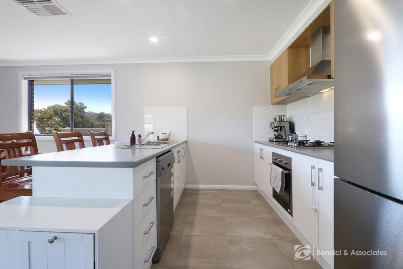 Photo - 7/647 Prune Street, Lavington NSW 2641 - Image 4