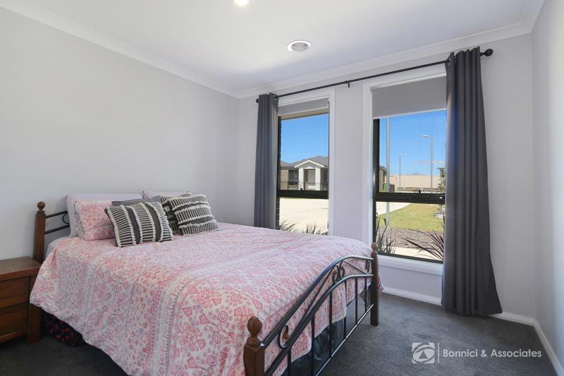 Photo - 7/647 Prune Street, Lavington NSW 2641 - Image 8