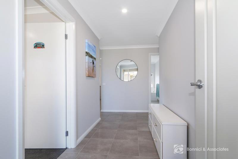 Photo - 7/647 Prune Street, Lavington NSW 2641 - Image 11