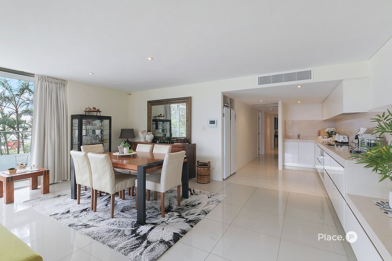 Photo - 7/65-69 Landsborough Avenue, Scarborough QLD 4020 - Image 3