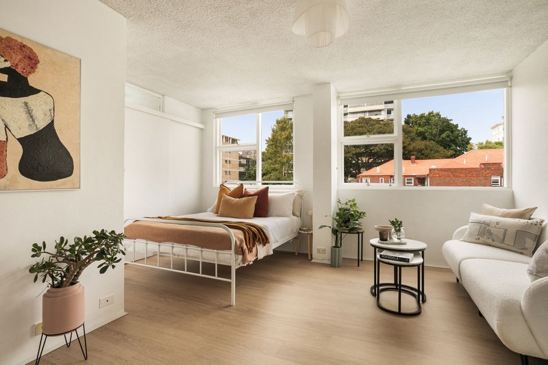 Photo - 76/5-7 Esplanade , Elizabeth Bay NSW 2011 - Image 1