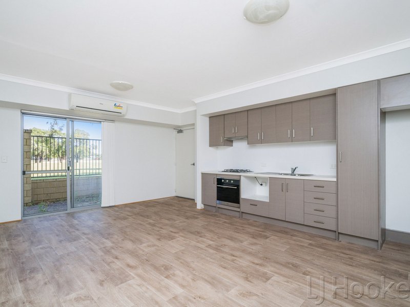 Photo - 7/65 Orr Street, Maddington WA 6109 - Image 3