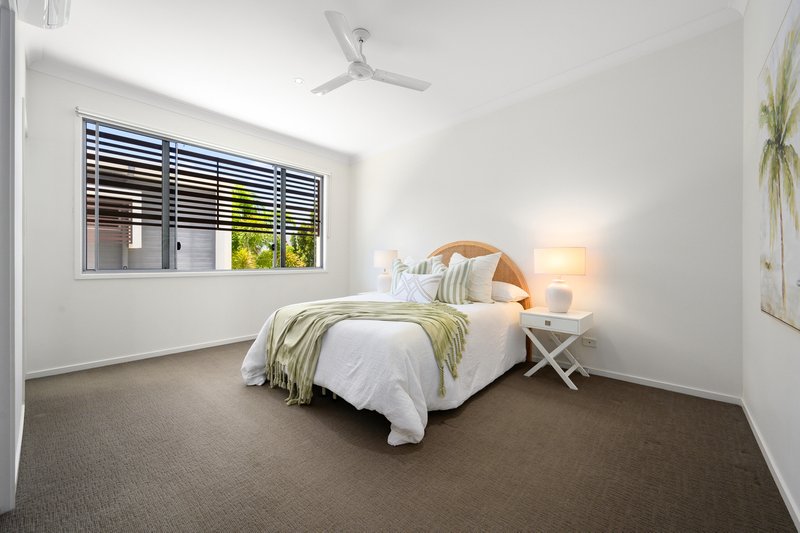 Photo - 76/5033 Emerald Island Drive, Carrara QLD 4211 - Image 11