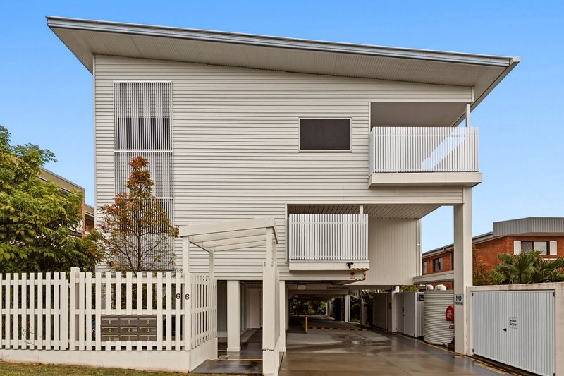 Photo - 7/66 Kirkland Avenue, Coorparoo QLD 4151 - Image 8