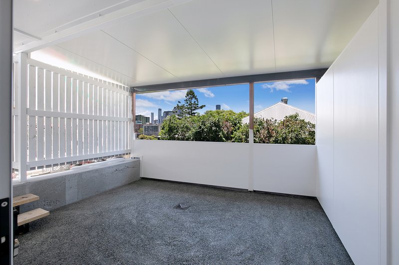 Photo - 7/67 Hawthorne Street, Woolloongabba QLD 4102 - Image 7