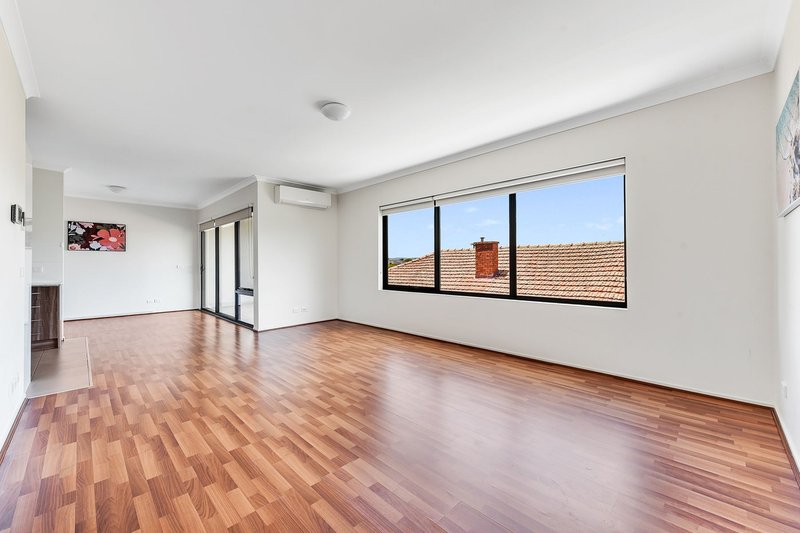 Photo - 7/69 Clow Street, Dandenong VIC 3175 - Image 3