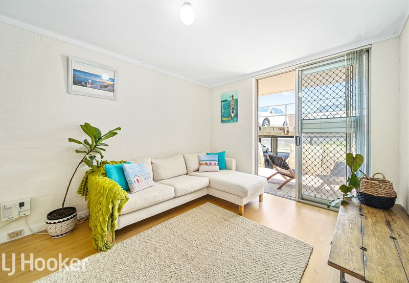 Photo - 7/69 Leonard Street, Victoria Park WA 6100 - Image 4