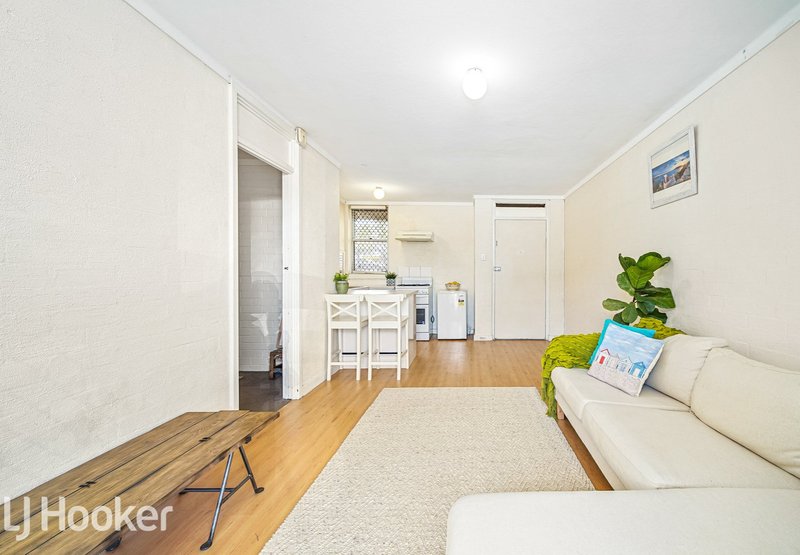 Photo - 7/69 Leonard Street, Victoria Park WA 6100 - Image 16