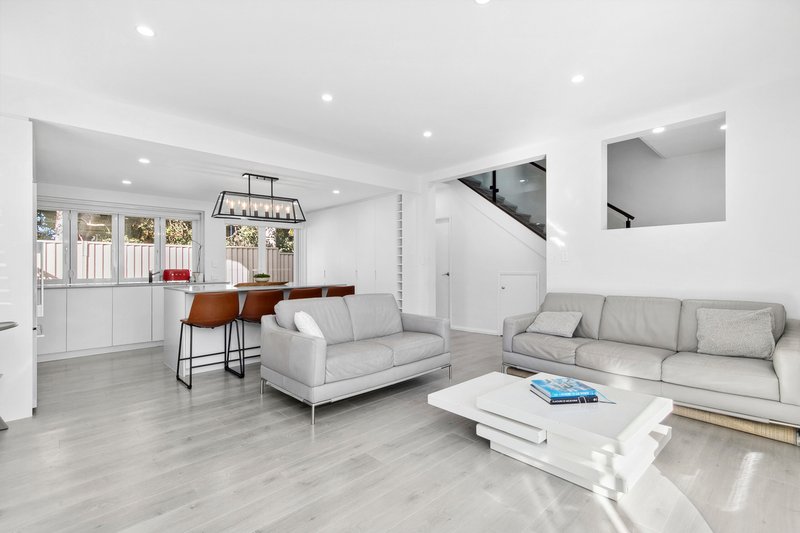 Photo - 7/69 Lynwood Avenue, Dee Why NSW 2099 - Image 2