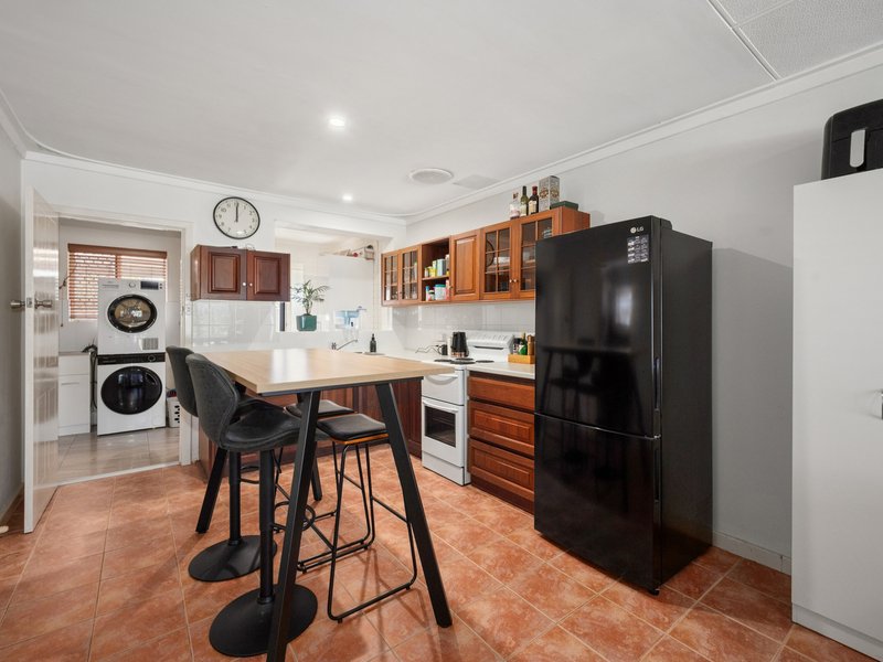 Photo - 76a Henry Street, East Cannington WA 6107 - Image 9