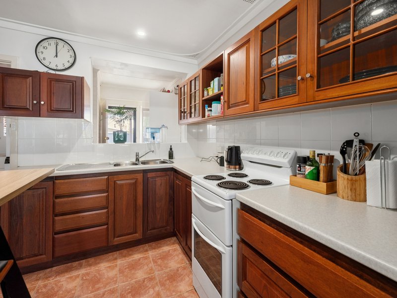 Photo - 76a Henry Street, East Cannington WA 6107 - Image 10