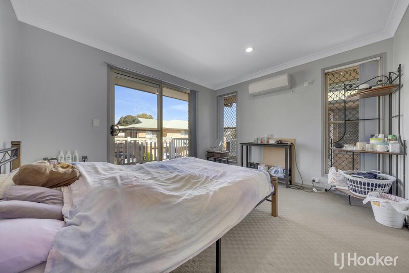Photo - 7/7-11 Central Lane, Gladstone Central QLD 4680 - Image 7