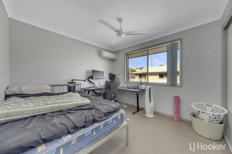 Photo - 7/7-11 Central Lane, Gladstone Central QLD 4680 - Image 9