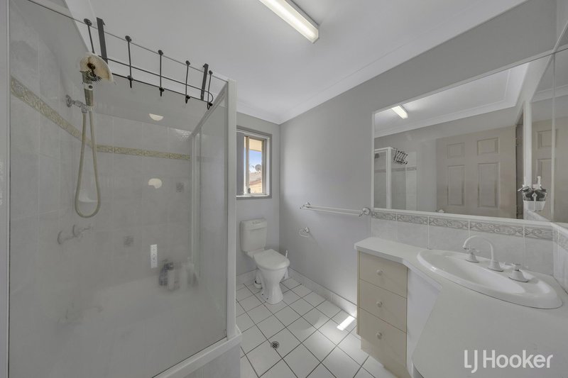 Photo - 7/7-11 Central Lane, Gladstone Central QLD 4680 - Image 11