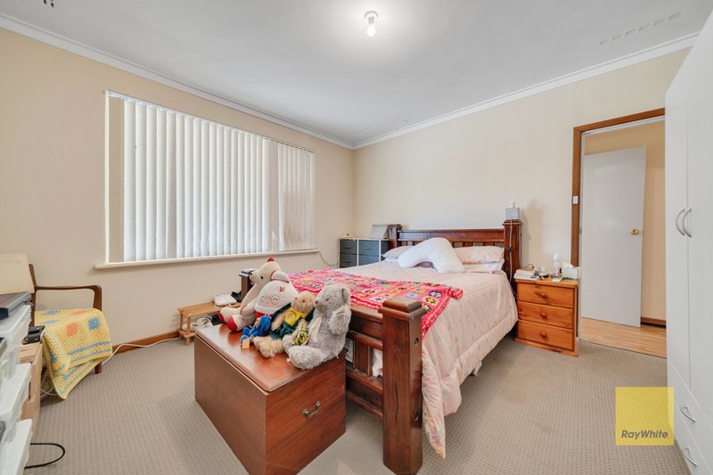 Photo - 77 & 77A Woodhall Street, Stirling WA 6021 - Image 8