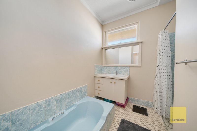 Photo - 77 & 77A Woodhall Street, Stirling WA 6021 - Image 10