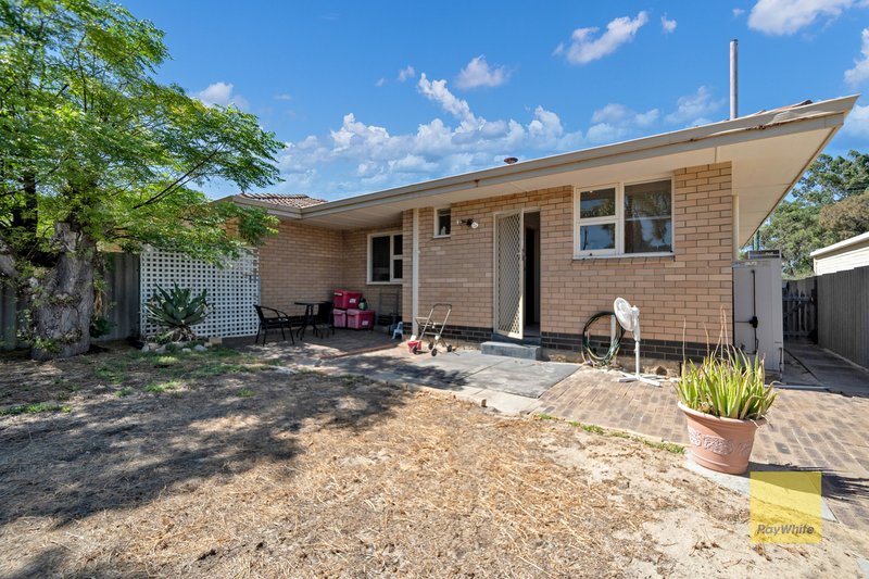 Photo - 77 & 77A Woodhall Street, Stirling WA 6021 - Image 13