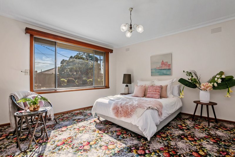 Photo - 77 Banff Street, Reservoir VIC 3073 - Image 10