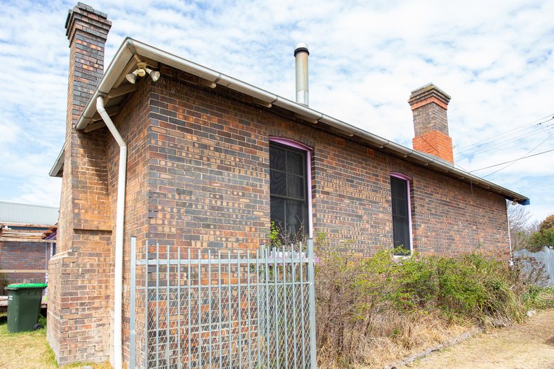 Photo - 77 Barney Street, Armidale NSW 2350 - Image 10