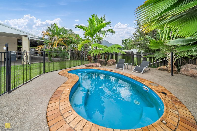 Photo - 77 Bathurst Drive, Bentley Park QLD 4869 - Image 7