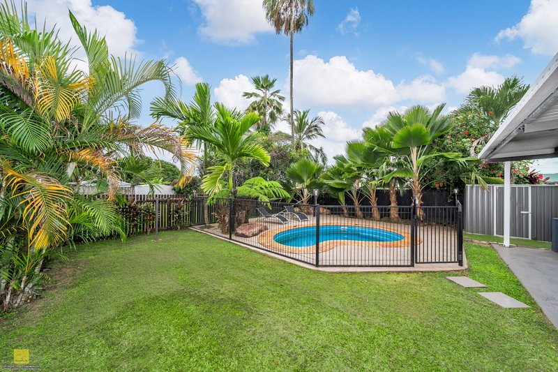 Photo - 77 Bathurst Drive, Bentley Park QLD 4869 - Image 8