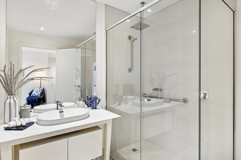 Photo - 77 Belsay Chase, Chirnside Park VIC 3116 - Image 11