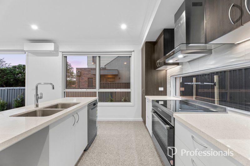 Photo - 77 Board Street, Doncaster VIC 3108 - Image 3
