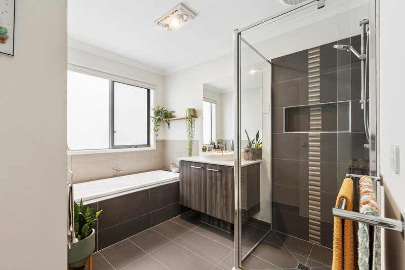 Photo - 77 Cedar Road, Lara VIC 3212 - Image 11