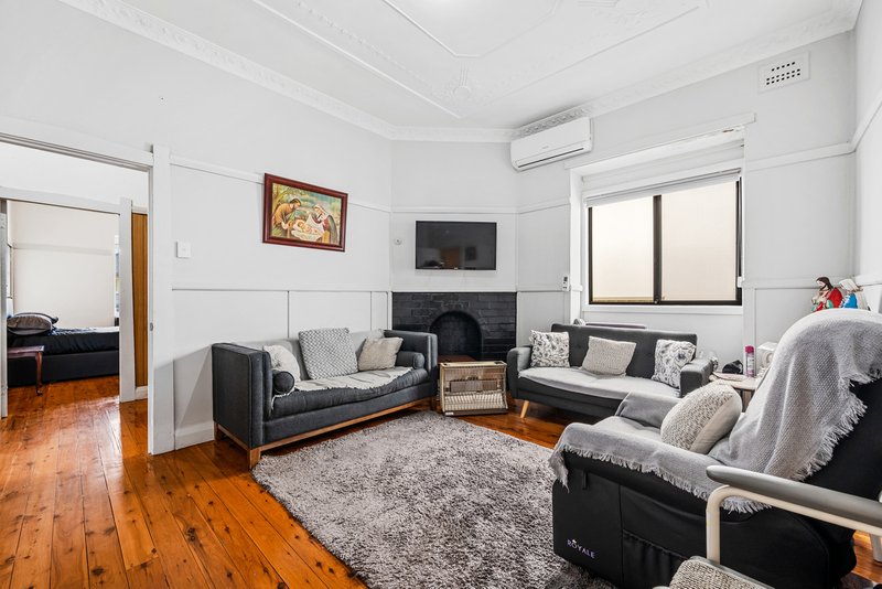 Photo - 77 Chisholm Road, Auburn NSW 2144 - Image 4